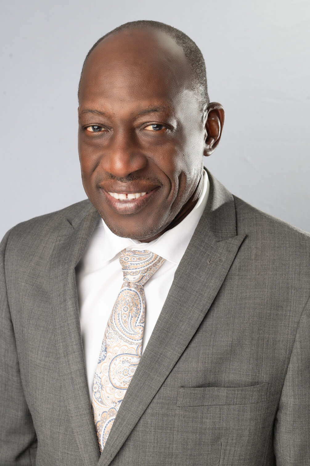 Philip McKenzie1